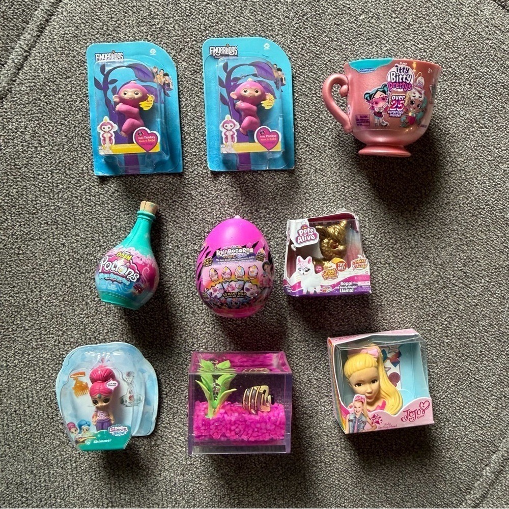 Mini Brands Toy Lot – Surprise Girls Minis‎